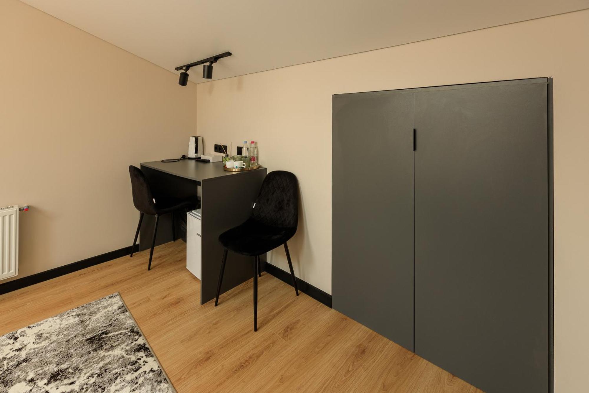 Discovery Garden Apartments Khmelʼnytsʼkyy Bagian luar foto
