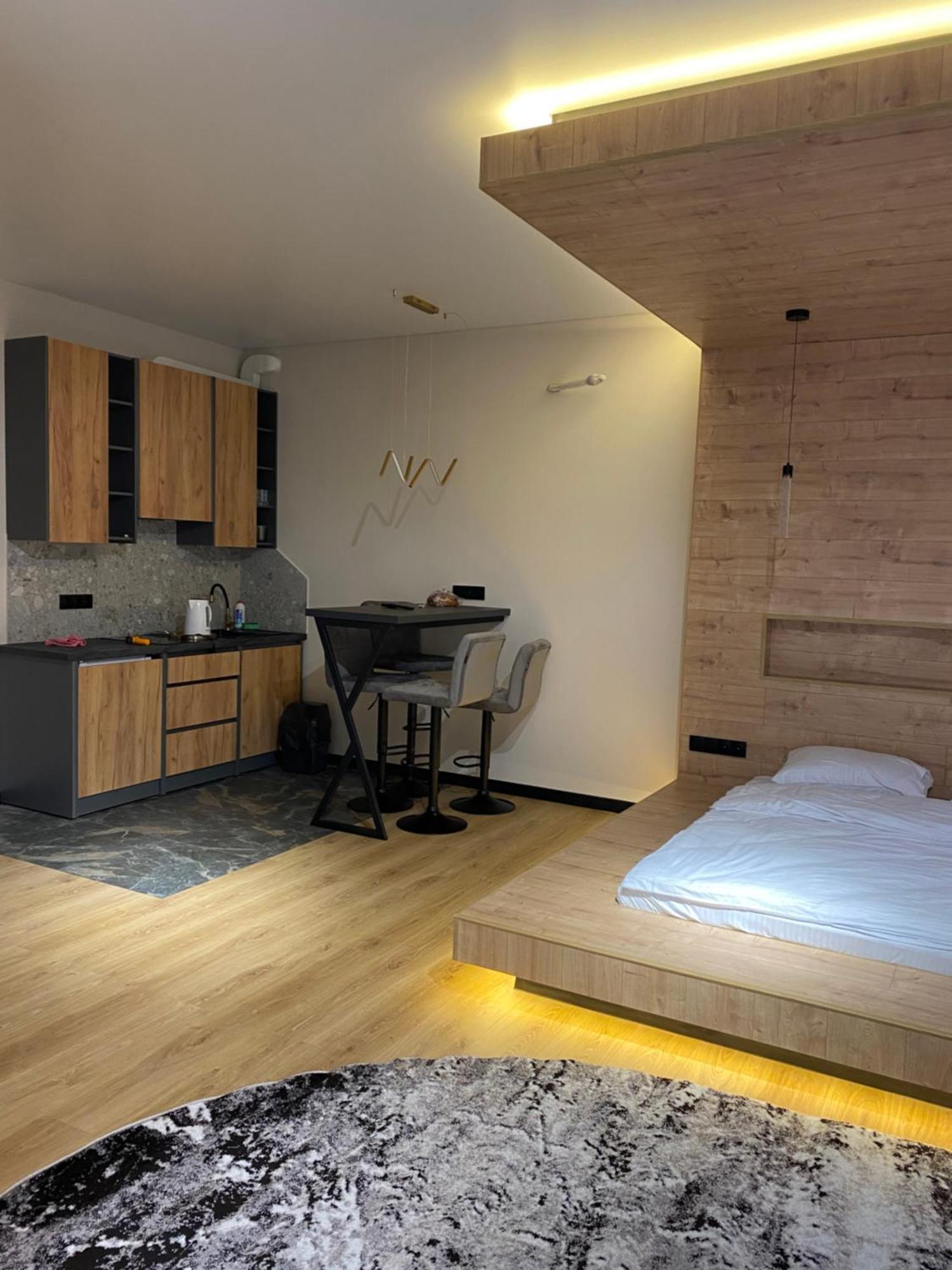 Discovery Garden Apartments Khmelʼnytsʼkyy Bagian luar foto